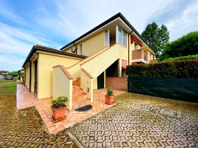 Foto Appartamento a Ostellato di 75 m² con 4 locali in vendita