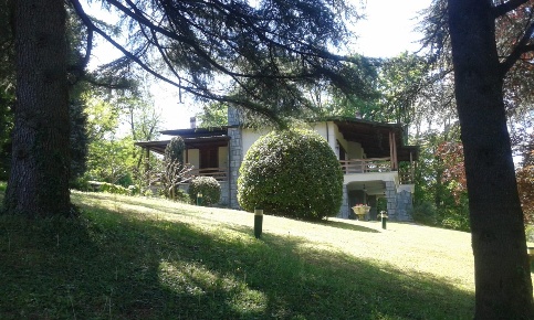 Foto Villa singola a Rivergaro di 250 m² con 12 locali in vendita