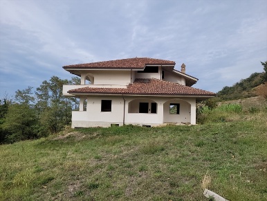 Foto Villa unifamiliare in C.da Feudo 52 Bis, Bucchianico di 415 m²