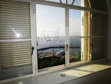 Foto Villa unifamiliare in VIA TRUGLIO 8, Capri di 120 m² con 7 locali