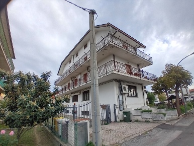 Foto Appartamento in Via Giuseppe Verdi 4, Manoppello di 110 m² in vendita