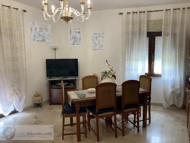 Foto Appartamento in Via Luigi Einaudi 19, Lercara Friddi di 118 m²