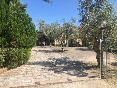 Foto Villa unifamiliare in Contrada Passo Santuzzo, Lercara Friddi