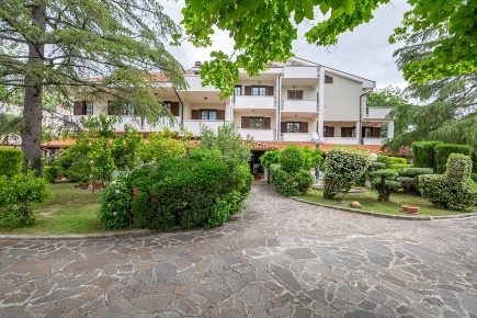 Foto Villa unifamiliare a Bucchianico di 902 m² in vendita