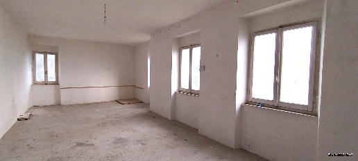 Foto Appartamento in via del sole, Montegiorgio di 110 m² con 6 locali