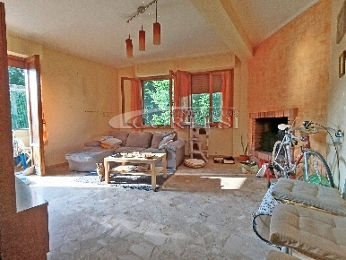 Foto Appartamento in via di montebello 37, Anghiari di 120 m² con 5 locali