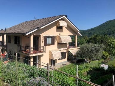 Foto Villa unifamiliare in via Pracastel 10, Torre Pellice di 229 m²