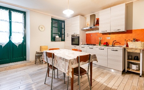 Foto Appartamento in Via Caduti per la Libertà 14, Torre Pellice di 70 m²
