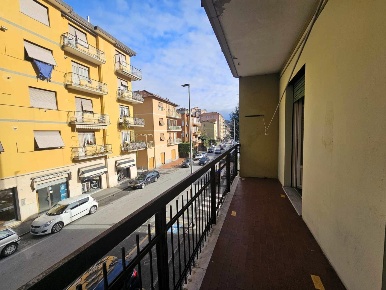 Foto Appartamento in Via Alcide De Gasperi 11, Campomorone di 113 m²