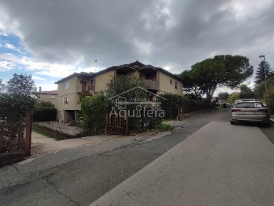 Foto Appartamento in Via Giacomo Puccini 13, Scansano di 121 m² in vendita