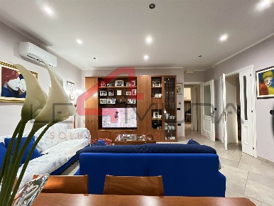 Foto Villa unifamiliare a San Giovanni Suergiu di 225 m² con 12 locali