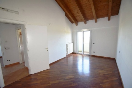 Foto Appartamento a Gragnano Trebbiense di 88 m² con 3 locali in vendita