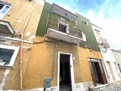 Foto Appartamento a Soleto di 68 m² con 6 locali in vendita