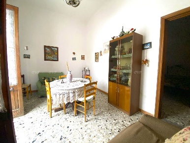 Foto Appartamento a Soleto di 68 m² con 6 locali in vendita