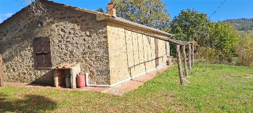 Foto Villa unifamiliare in sp aione 100, Scansano di 97 m² con 4 locali