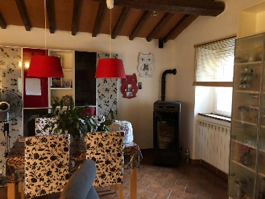 Foto Appartamento a Scansano di 105 m² con 5 locali in vendita