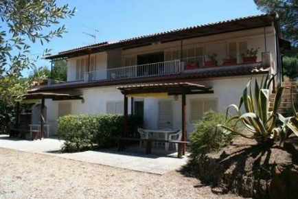 Foto Appartamento in Via Peducelli 12, Capoliveri di 45 m² con 2 locali