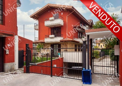 Foto Appartamento a Canonica d'Adda di 82 m² con 3 locali in vendita