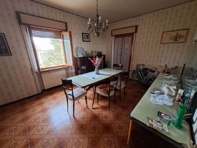 Foto Appartamento a Cupramontana di 89 m² con 5 locali in vendita