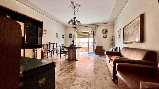 Foto Appartamento a Militello in Val di Catania di 119 m² con 5 locali