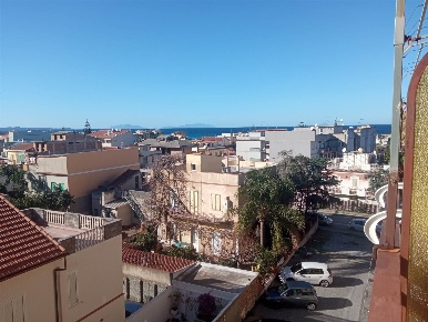 Foto Appartamento in Via nazionale  320, Rometta di 98 m² con 3 locali
