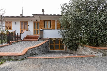Foto Villa unifamiliare in VIA FAUSTO COPPI 12, Crespina Lorenzana