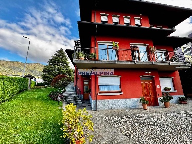 Foto Appartamento in Via Provinciale 26, Gandino di 140 m² con 3 locali