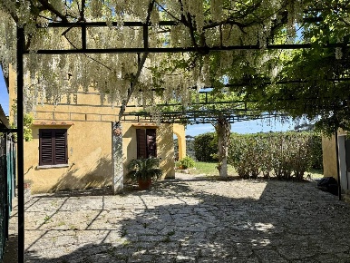 Foto Appartamento a Campo nell'Elba di 100 m² con 5 locali in vendita