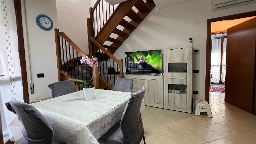 Foto Appartamento a Solesino di 110 m² con 3 locali in vendita