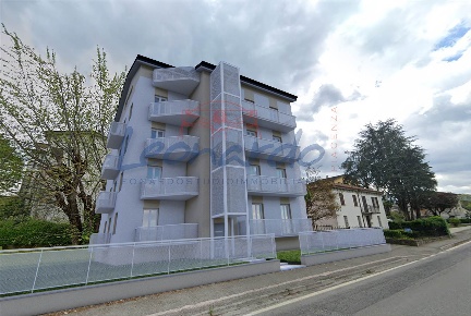 Foto Appartamento a Ponte dell'Olio Centro di 110 m² con 3 locali