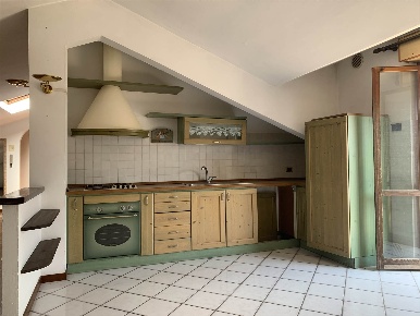 Foto Appartamento in Via Piancatelli  60, Castelraimondo di 90 m²