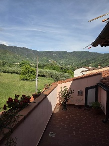 Foto Appartamento a Calci di 85 m² con 4 locali in vendita