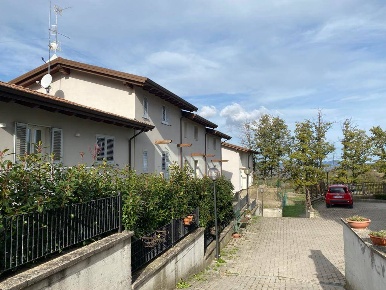 Foto Villa a schiera a Castiglione dei Pepoli di 319 m² con 6 locali