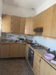 Foto Appartamento in via Giovanni Pascoli, Castelraimondo di 305 m²