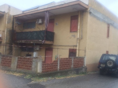 Foto Appartamento in Via Mandravecchia, Pace del Mela di 61 m² con 3 locali