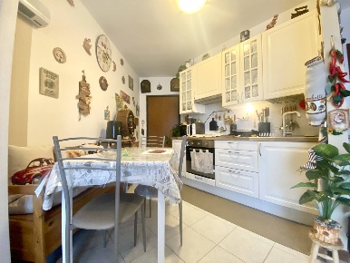 Foto Appartamento a Follo di 50 m² con 3 locali in vendita