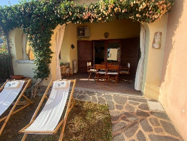 Foto Villa a schiera in via Nazionale 110, San Teodoro di 96 m² in vendita