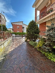 Foto Villa bifamiliare in via santa lucia  9, Ponte dell'Olio di 260 m²