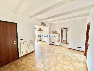Foto Appartamento in Vicolo Boesi 8, Vertova di 77 m² con 3 locali