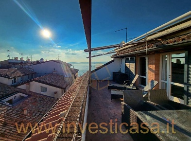 Foto Appartamento a Lazise di 100 m² con 4 locali in vendita