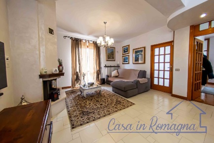 Foto Appartamento in Via Balduccia, Rimini di 156 m² con 4 locali