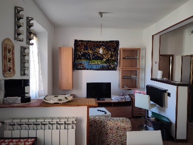 Foto Appartamento a Abbadia San Salvatore di 87 m² con 6 locali in vendita