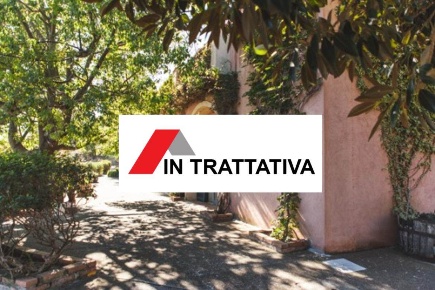 Foto Villa unifamiliare in Contrada Savarino, Regalbuto di 405 m²