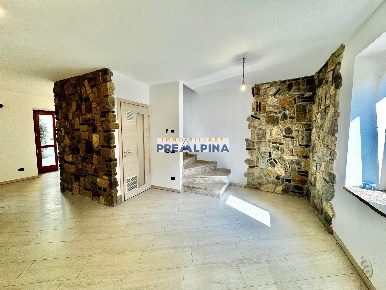 Foto Villa a schiera in Via Giuseppe Garibaldi 3, Pradalunga di 172 m²
