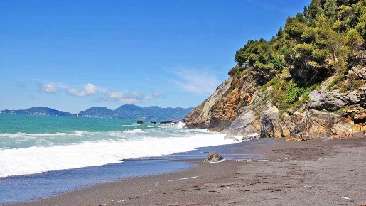 Foto Appartamento a Ameglia in vendita