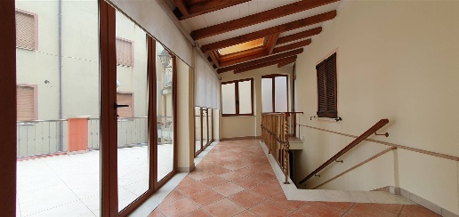 Foto Appartamento in Via Siccardi, Lanusei di 114 m² con 4 locali