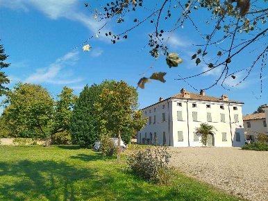 Foto Villa unifamiliare a Medolla di 915 m² con 27 locali in vendita