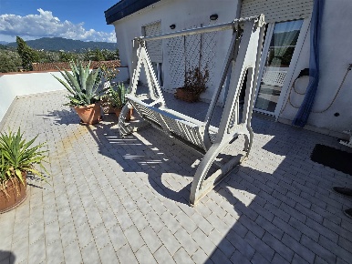 Foto Appartamento a Follo Via Romana di 110 m² con 4 locali in vendita