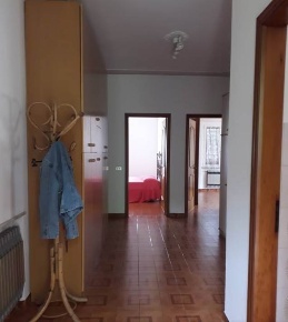 Foto Appartamento a Follo di 130 m² con 5 locali in vendita