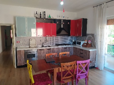 Foto Appartamento a Monsampolo del Tronto di 105 m² con 6 locali in vendita